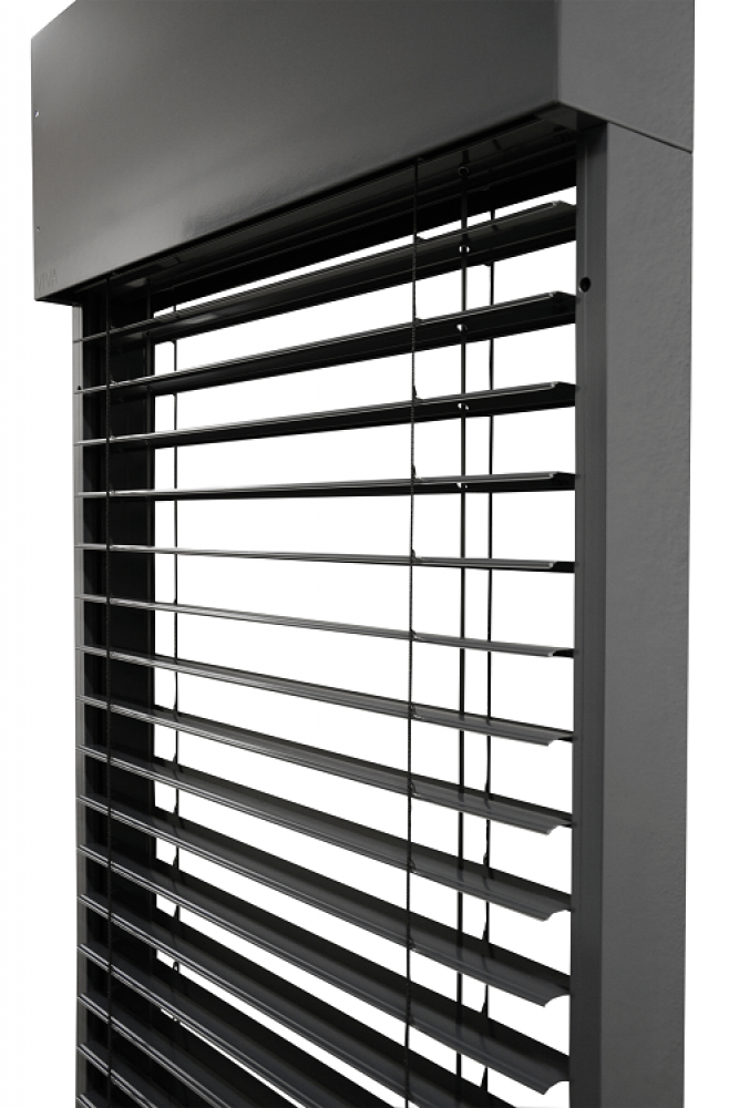 Self-supporting exterior blind